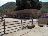 BR_cantina.jpg (32995 bytes)