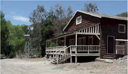 lodgelake_a.jpg (42587 bytes)